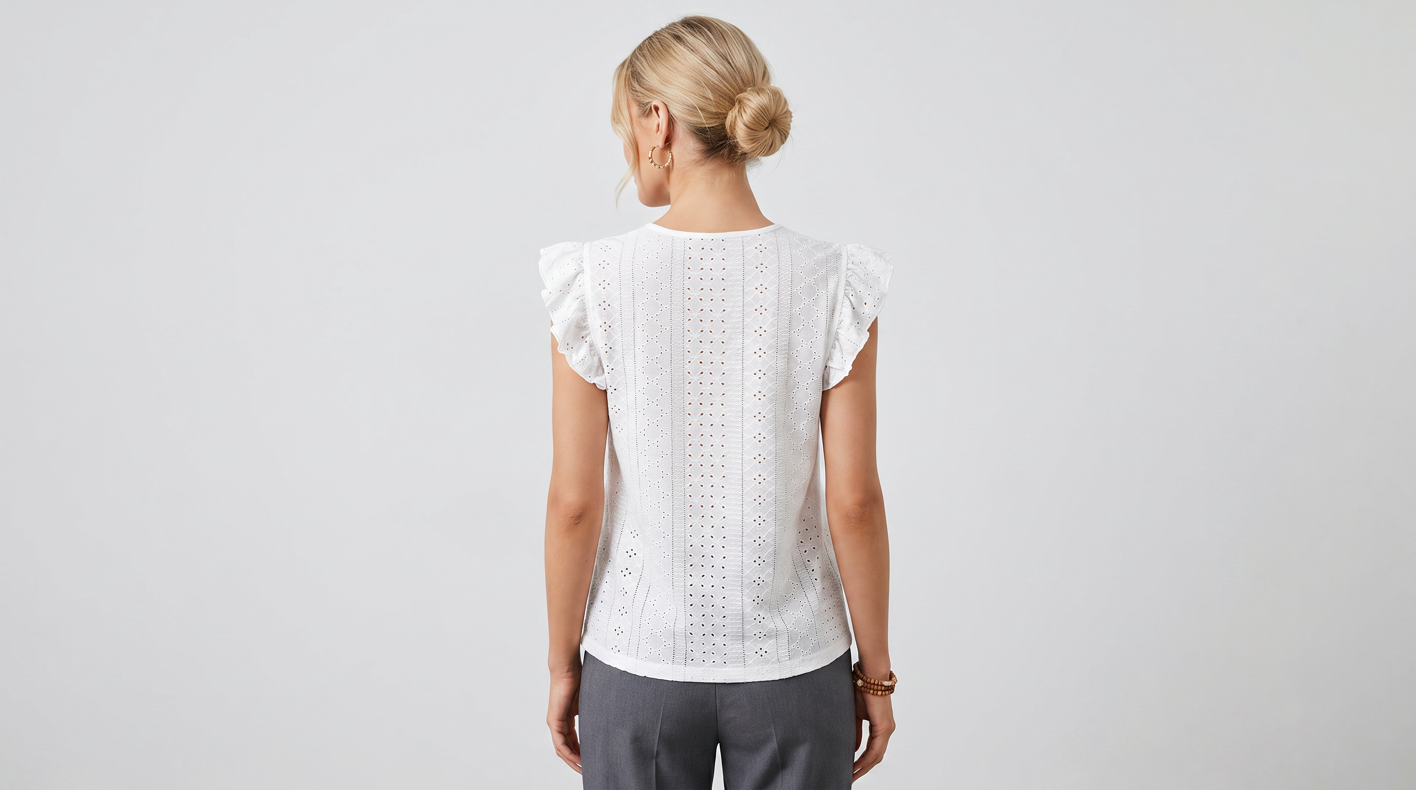Blusa Blanca de Encaje