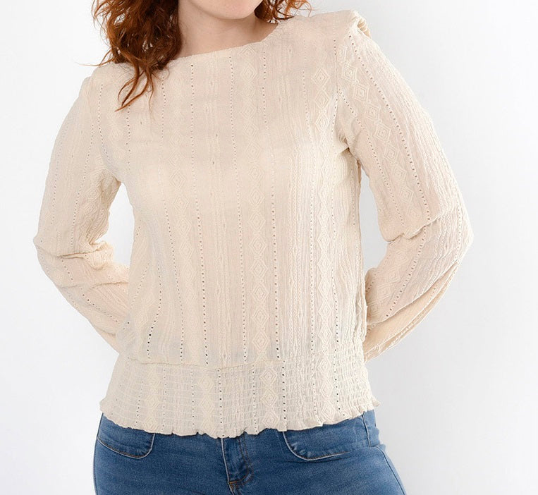 Blusa Beige Fresca: Elegancia que Combina con Todo
