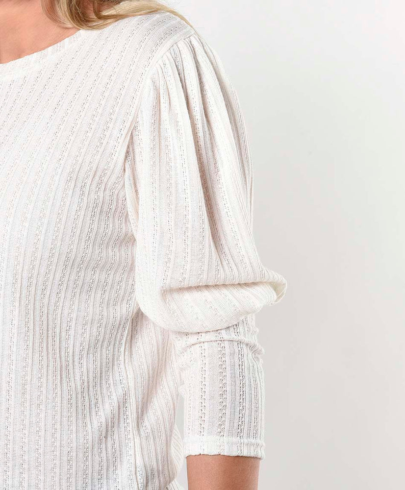 Blusa Drapeada de Algodón: Elegancia Versátil en Beige o Negro