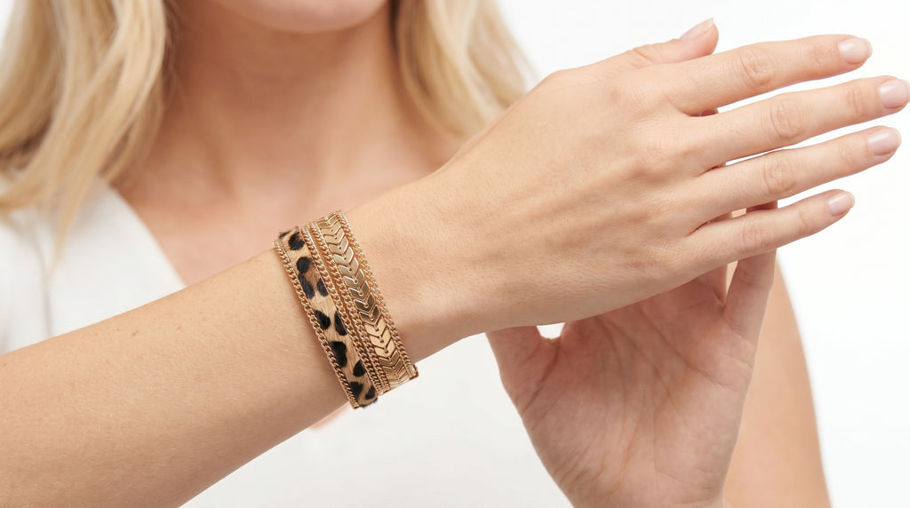 Pulsera Animal Print Chic – Actitud y Estilo en tu Muñeca