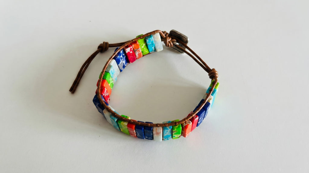 Pulsera Multicolor Vibrante – Color y Alegría en tu Muñeca