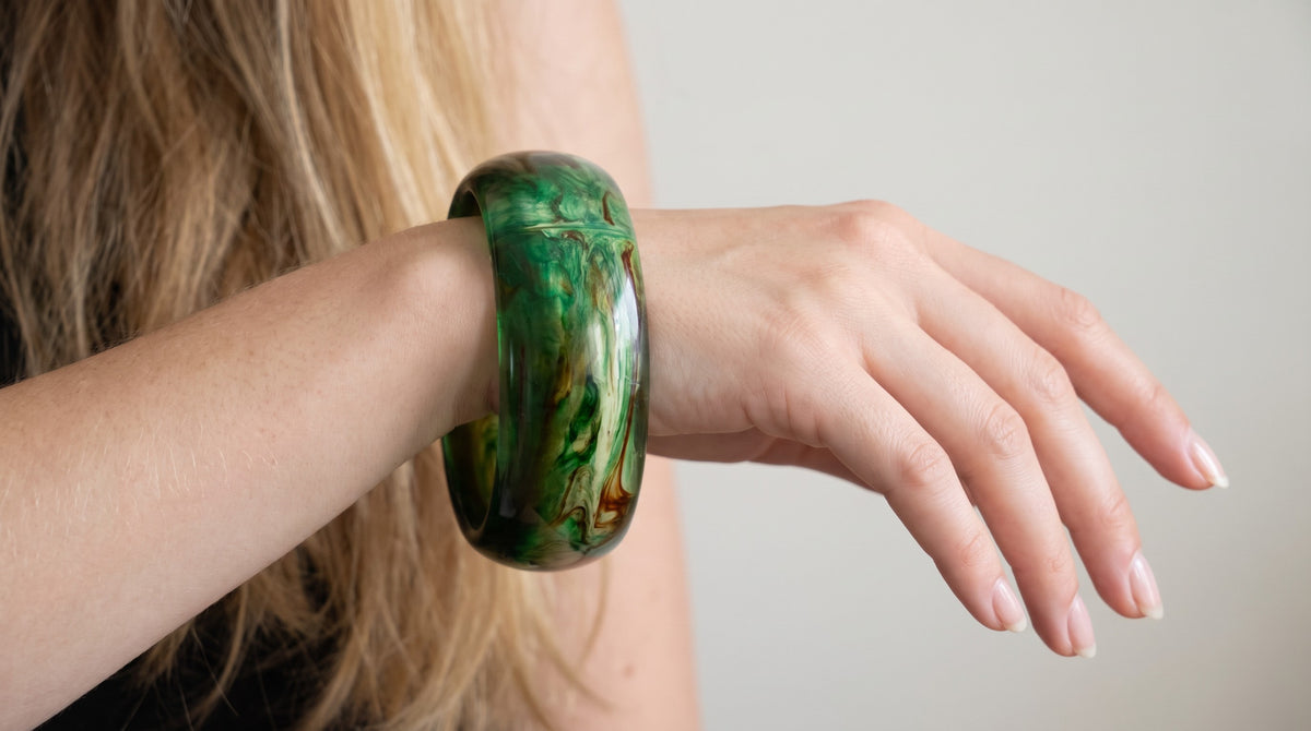 Pulsera Esmeralda | Accesorio Minimalista para Mujer