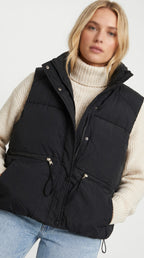 Parka Acolchada Sin Mangas Color Negro | 40% OFF ❄️