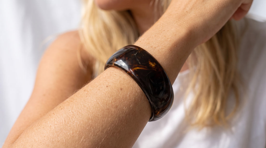 Pulsera marron oscuro