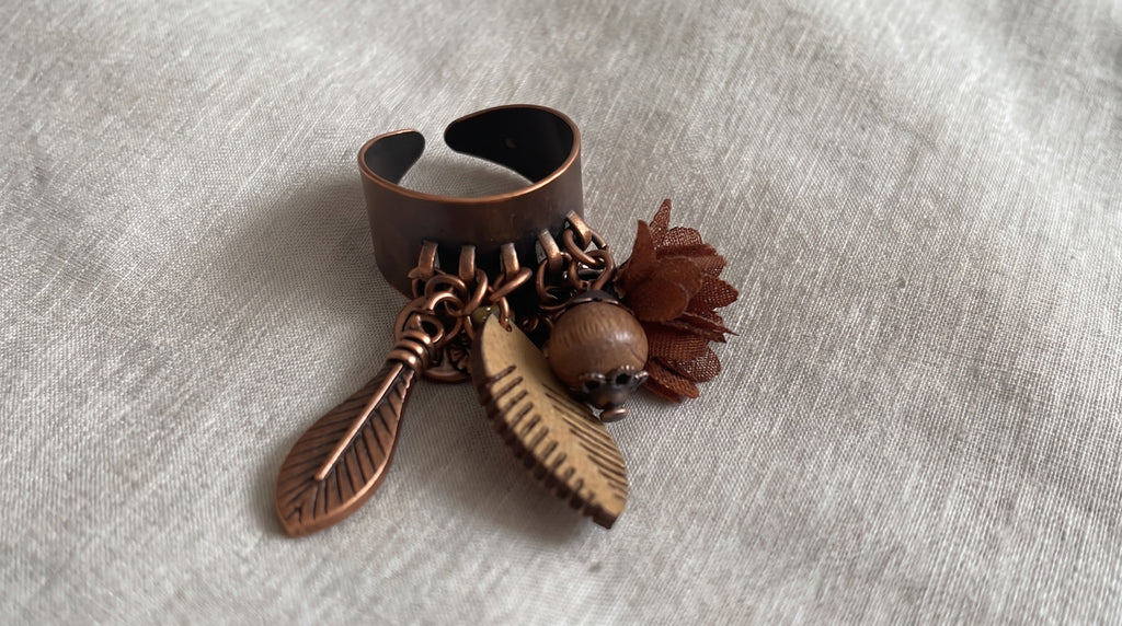 Anillo Bronce Ajustable Flores y Hojas | Naturaleza en tu mano