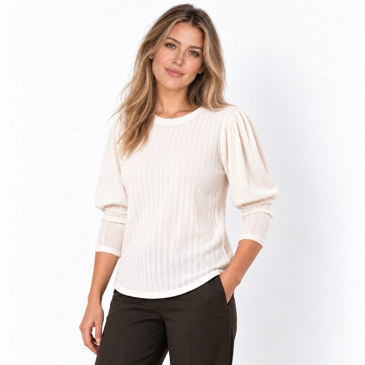 Blusa drapeada beige — pose 2, modelo MODASPROPIAS