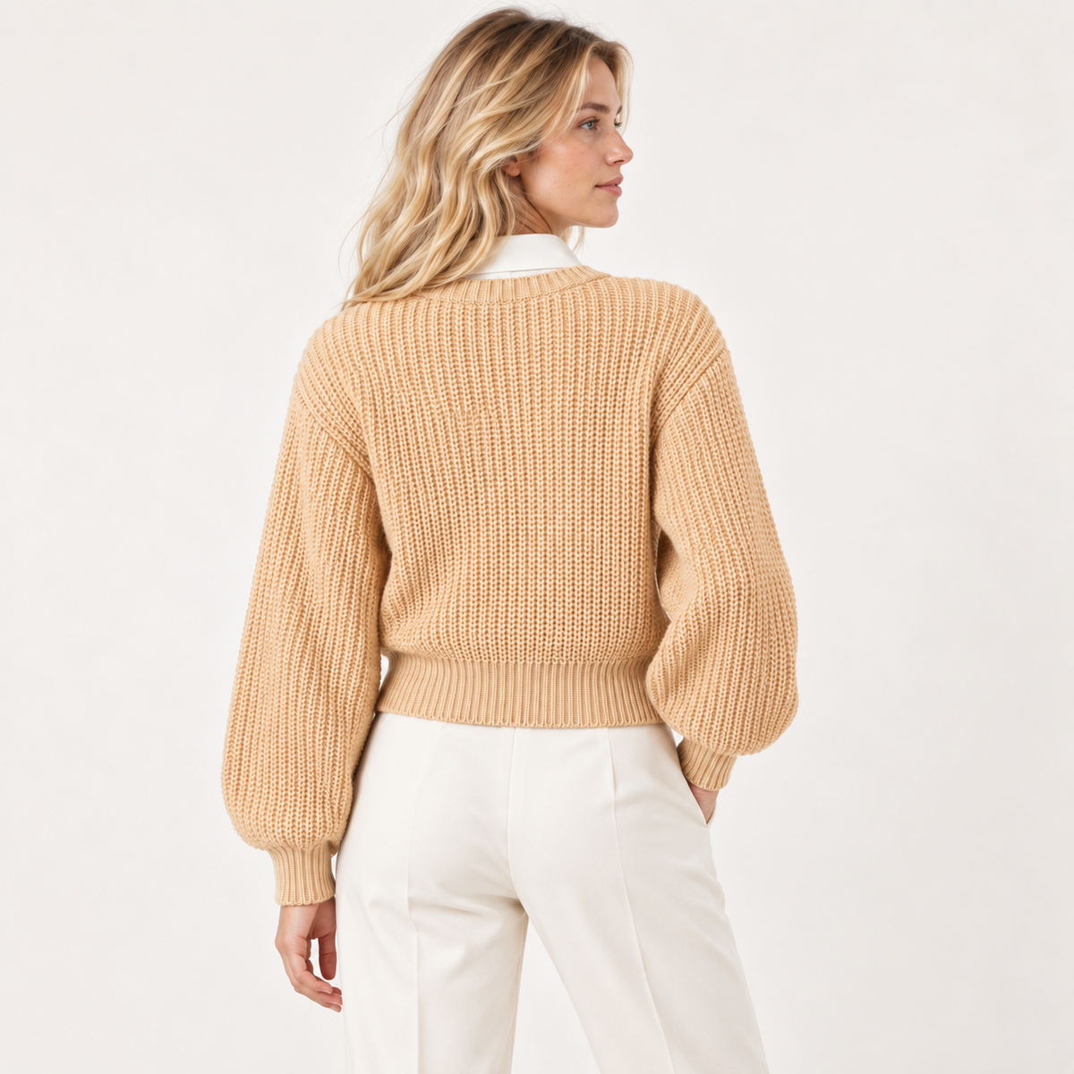 Cárdigan mangas anchas beige — espalda