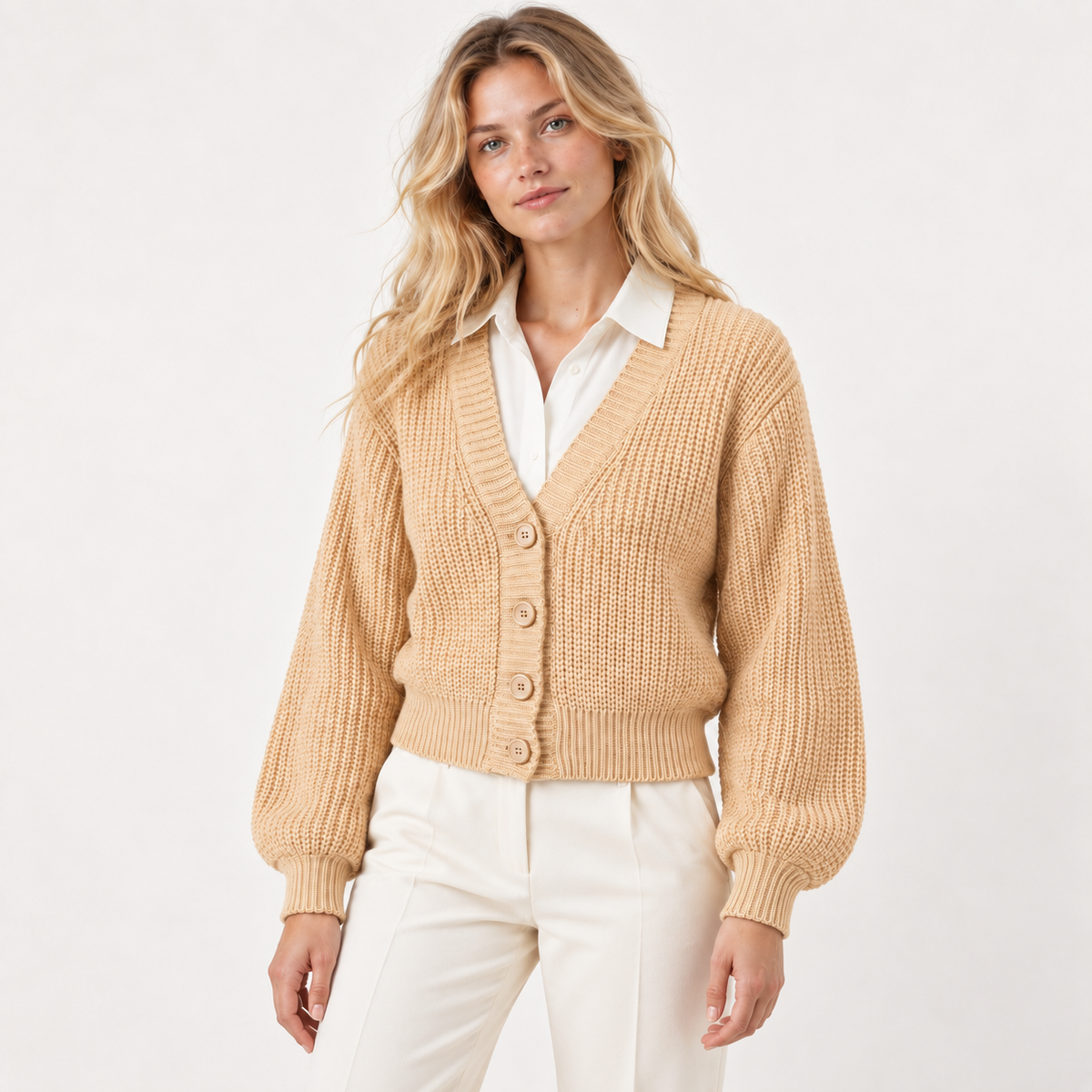 Cárdigan mangas anchas beige — front