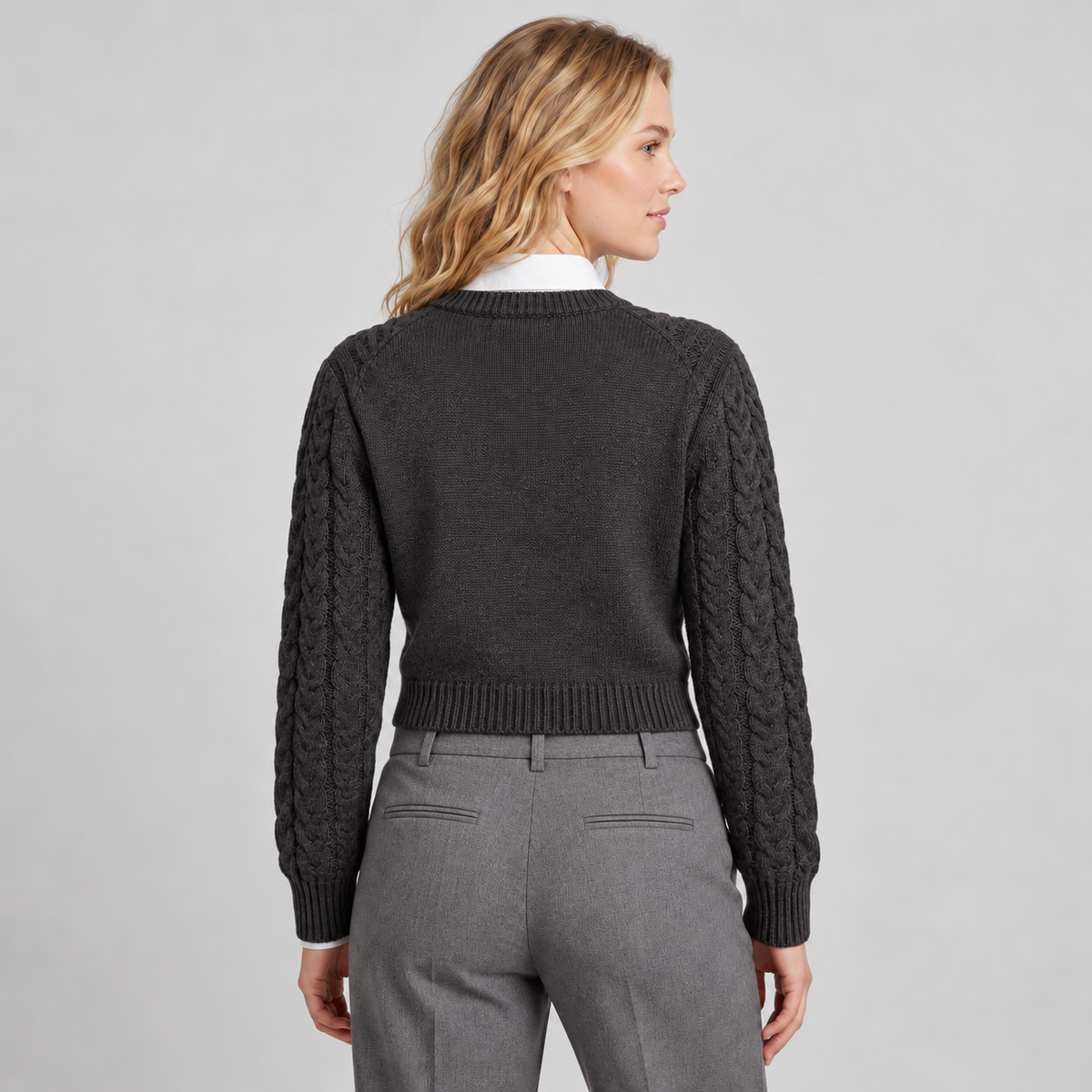 Sweater cuello redondo Negro — espalda lisa
