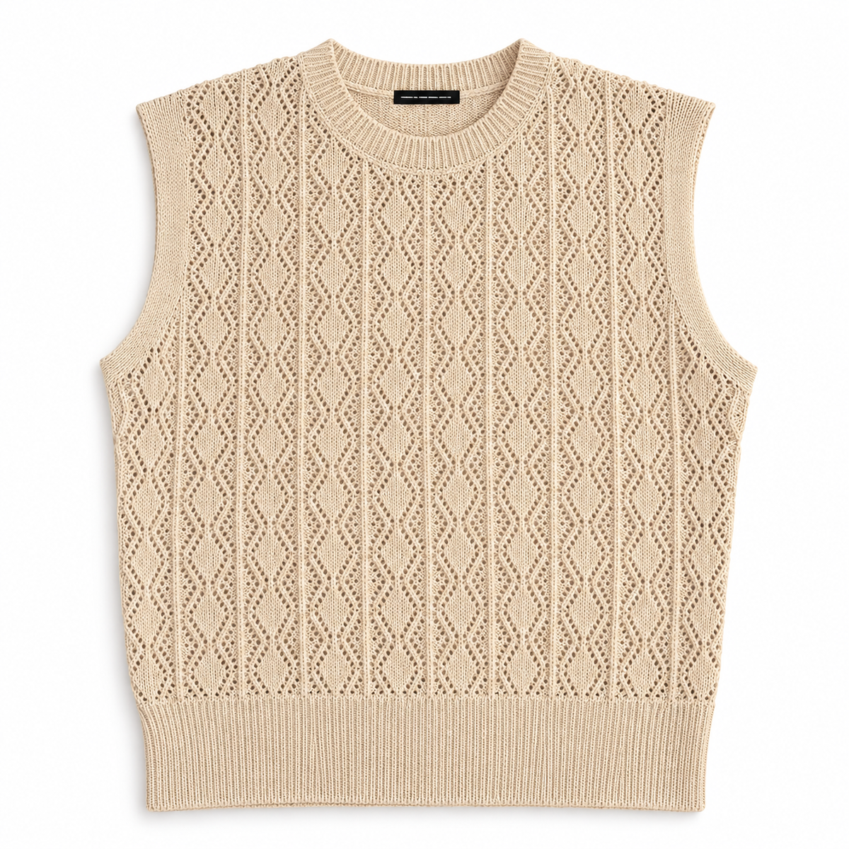 Sweater beige sin mangas solo, detalle del tejido calado