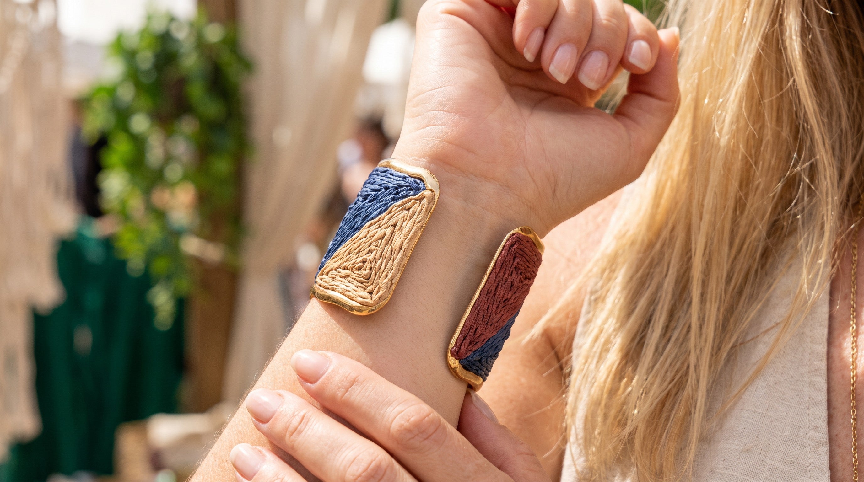 Pulsera Ancha Multicolor | Accesorio Trendy para Mujer